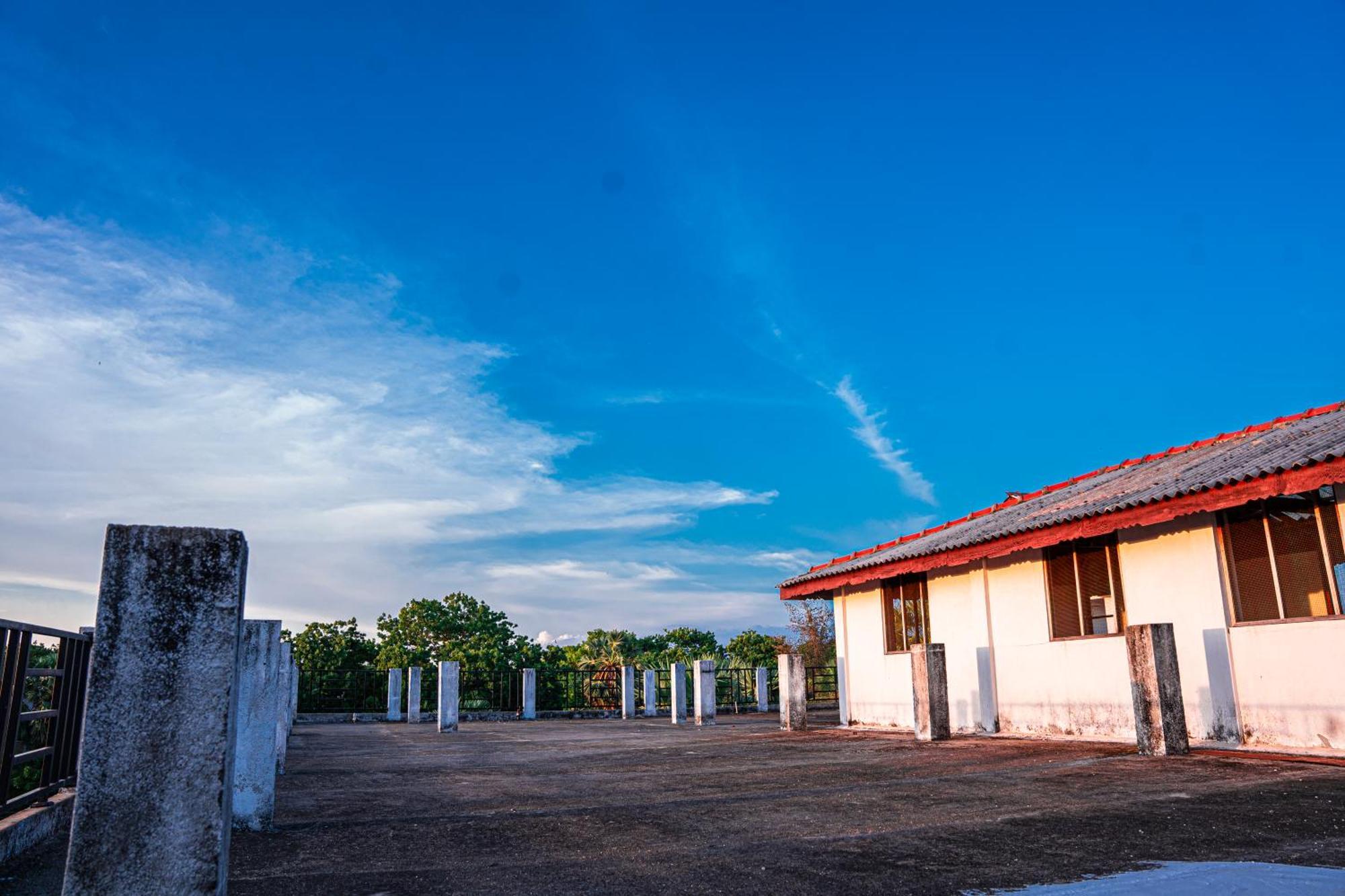Theevanni Resort Trincomalee Esterno foto