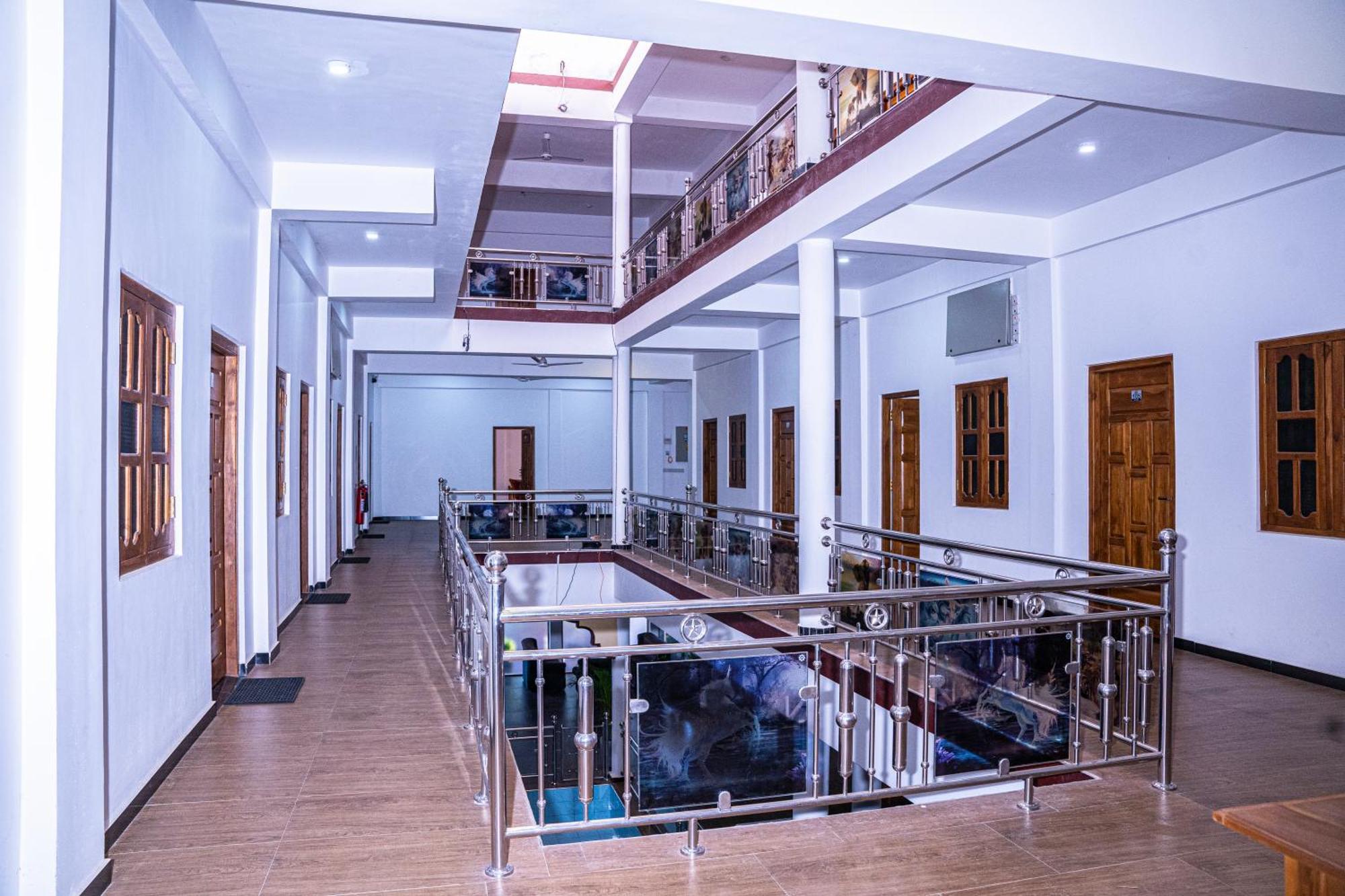 Theevanni Resort Trincomalee Esterno foto