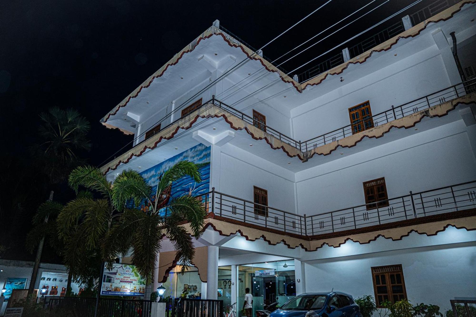 Theevanni Resort Trincomalee Esterno foto