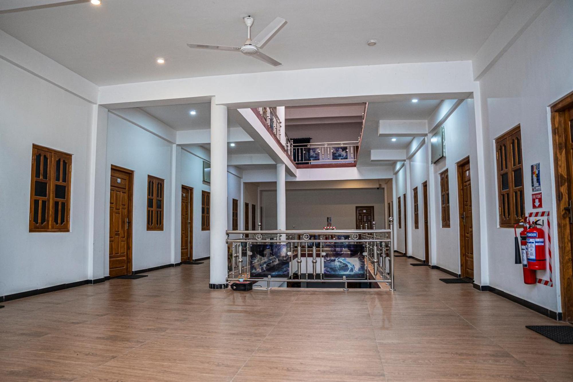 Theevanni Resort Trincomalee Esterno foto
