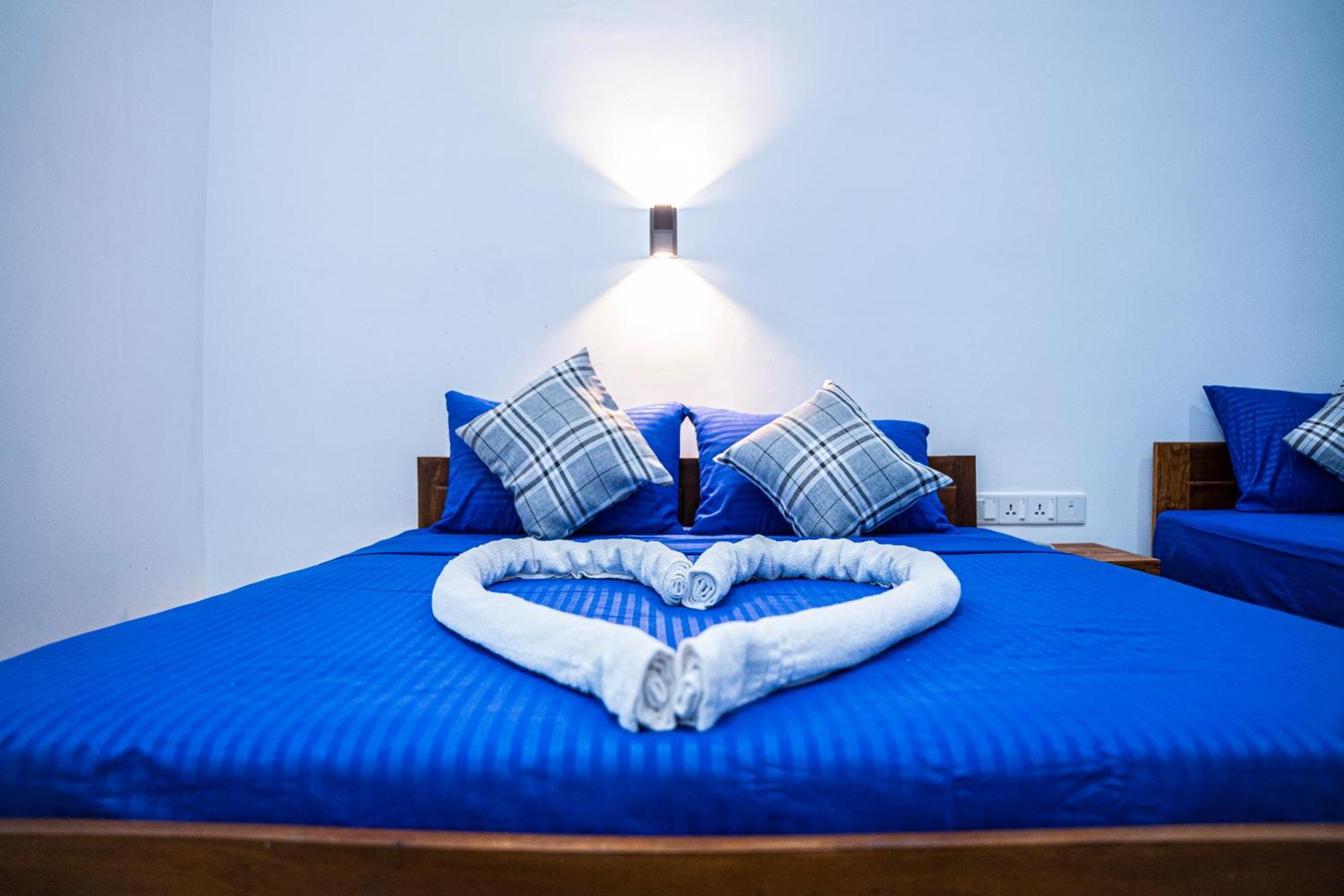 Theevanni Resort Trincomalee Esterno foto